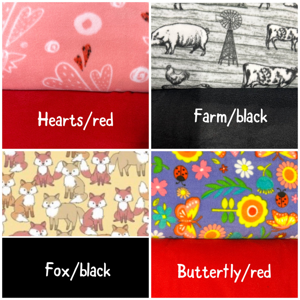 Corner cuddle cubby double entrance | Fleece corner bed  | Guinea pig corner bed  | Small animal fleece bed