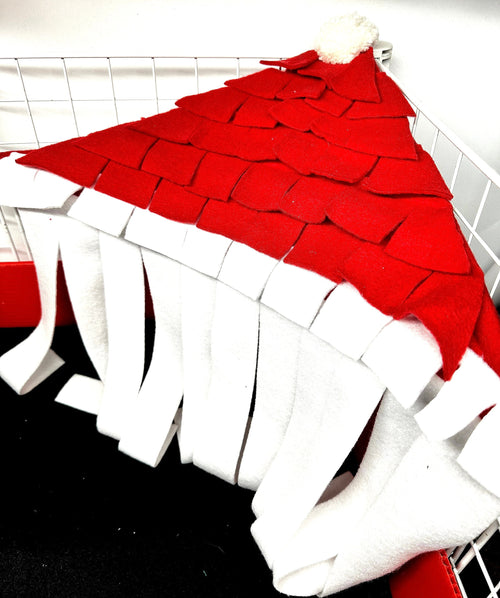 Christmas Santa Hat Fleece Corner Forest: Guinea Pig Cage Accessory