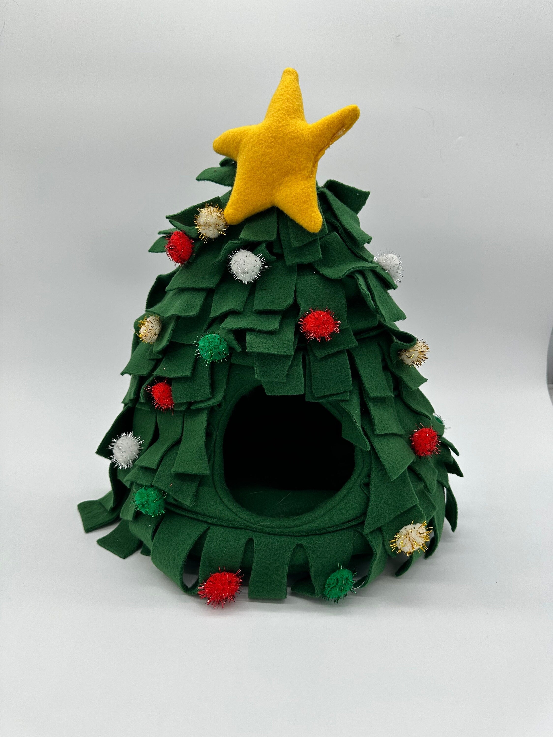 Christmas tree with ornaments cuddle cubby | Guinea pig Christmas tree| Guinea pig holiday bed | Snuggle bed | Small animal bed